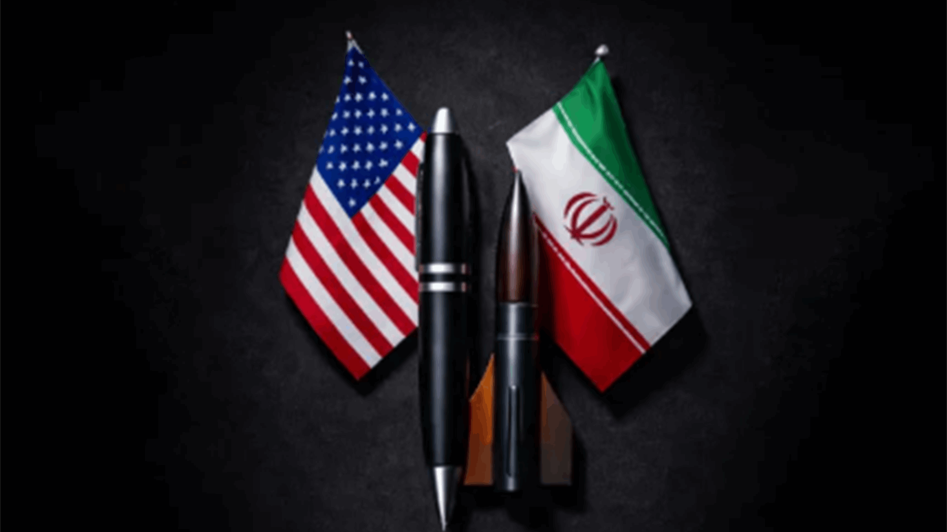 طهران تخوض "حربا شاملة" مع واشنطن التي توسّع نطاق ضرباتها ضد إيران