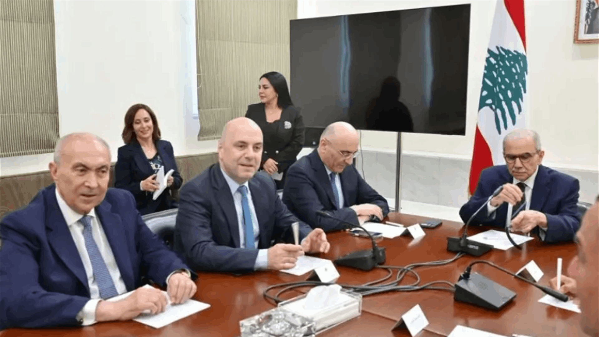 مخزومي: جددت التزام "مؤسسة مخزومي" تقديم أنابيب الفيبرغلاس للمصبات البحرية 