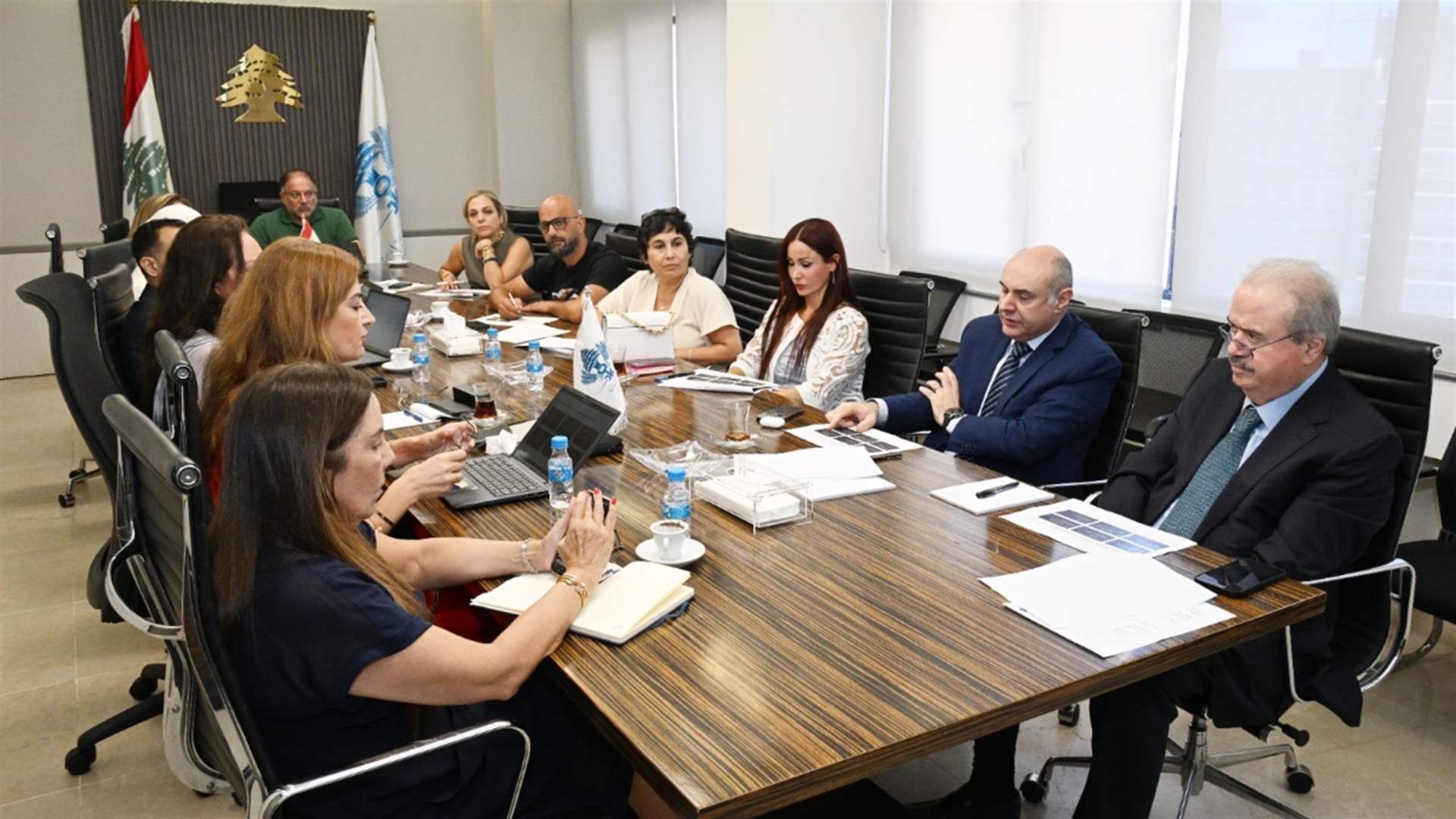 الوزير جابر بحث مع وزير الصحة في تعزيز المستشفيات الحكومية وتطوير تجهيزاتها وعقد اجتماعاً مع البنك الدولي 