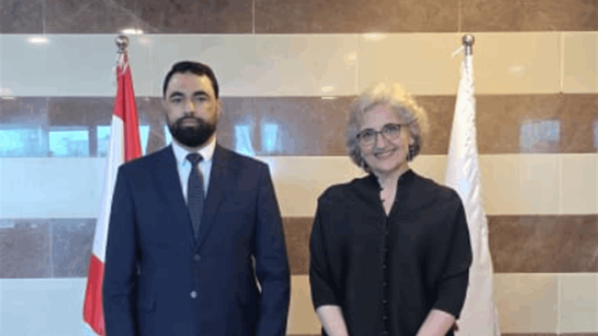 السفارة السورية تتابع قضايا الطلاب والجالية مع الوزيرة كرامي