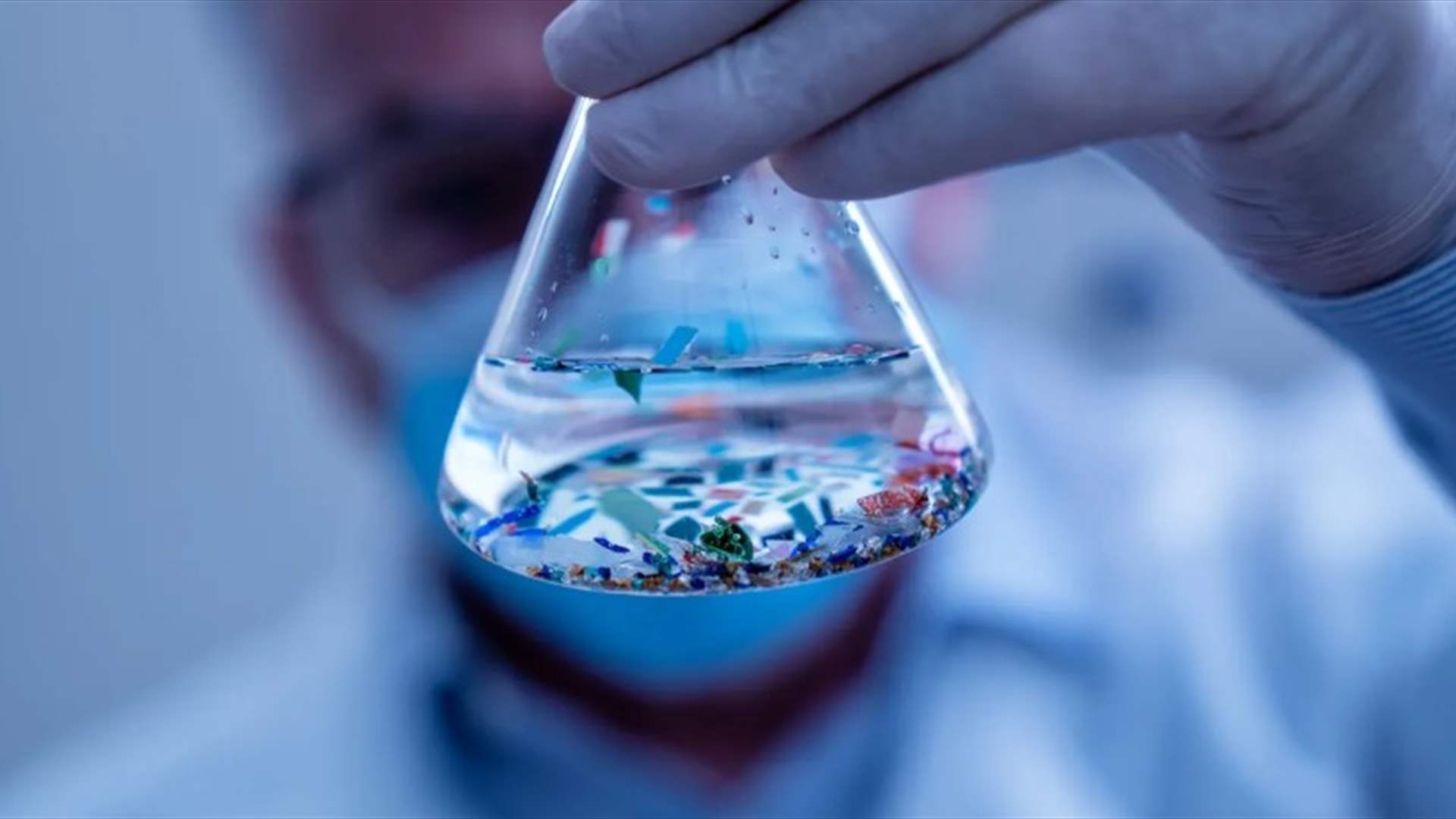 دراسة مقلقة... البلاستيك الدقيق في دم 84% من مرضى النوبات القلبية الحادة
