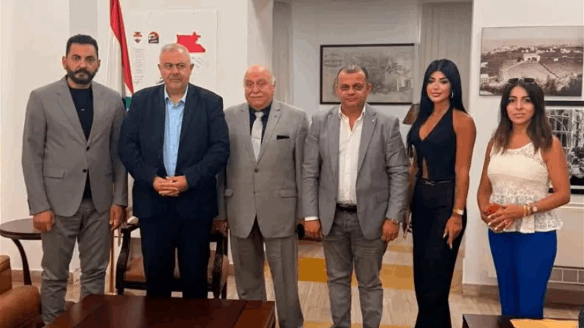 اللوبي الاقتصادي الدولي بحث مع محافظ بيروت إطلاق مشروع الترامواي الكهربائي