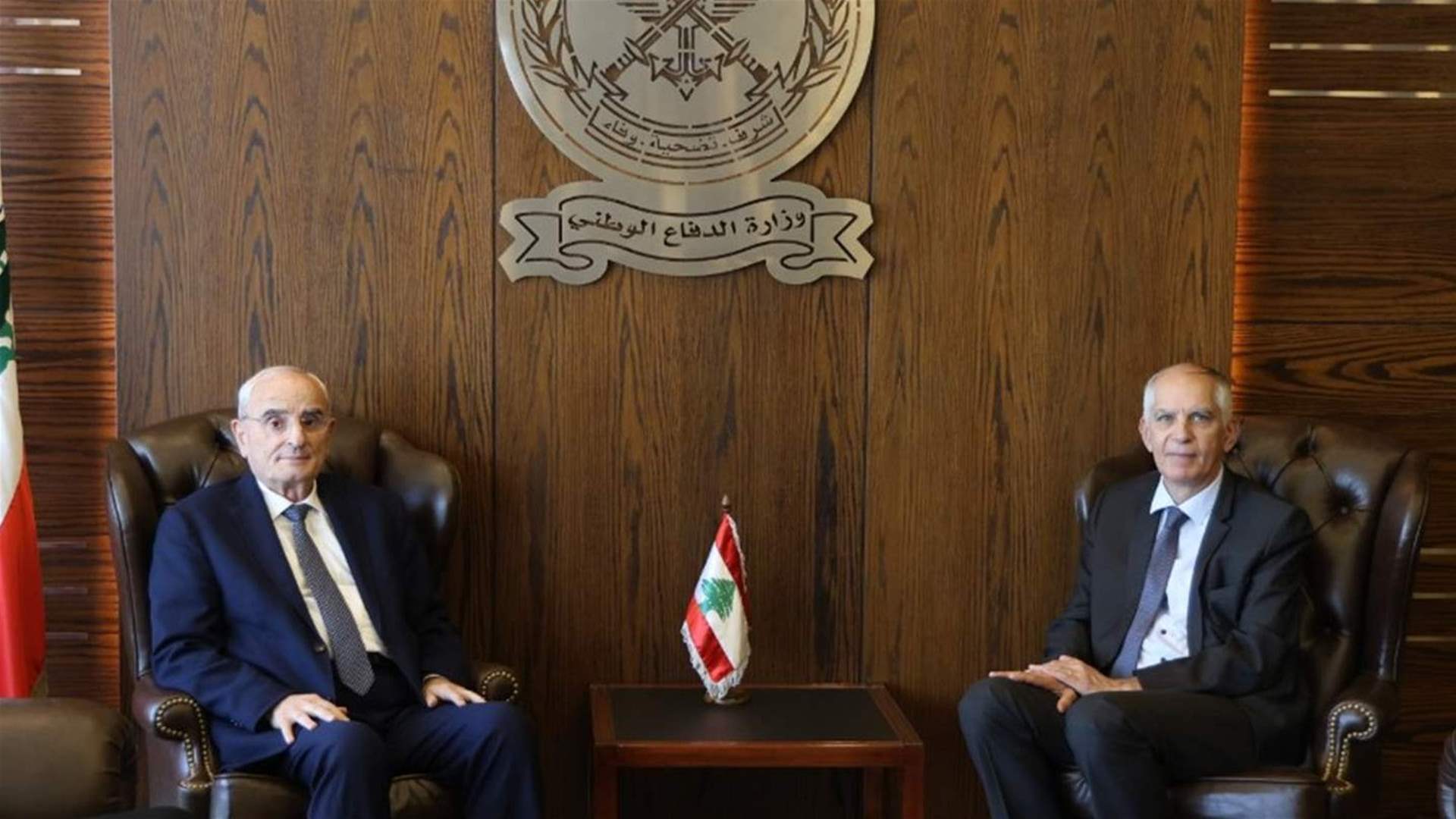 وزير الدفاع إستقبل السفير الفرنسي مودعا والسفير الصيني أكد استمرار بلاده في دعم لبنان والجيش