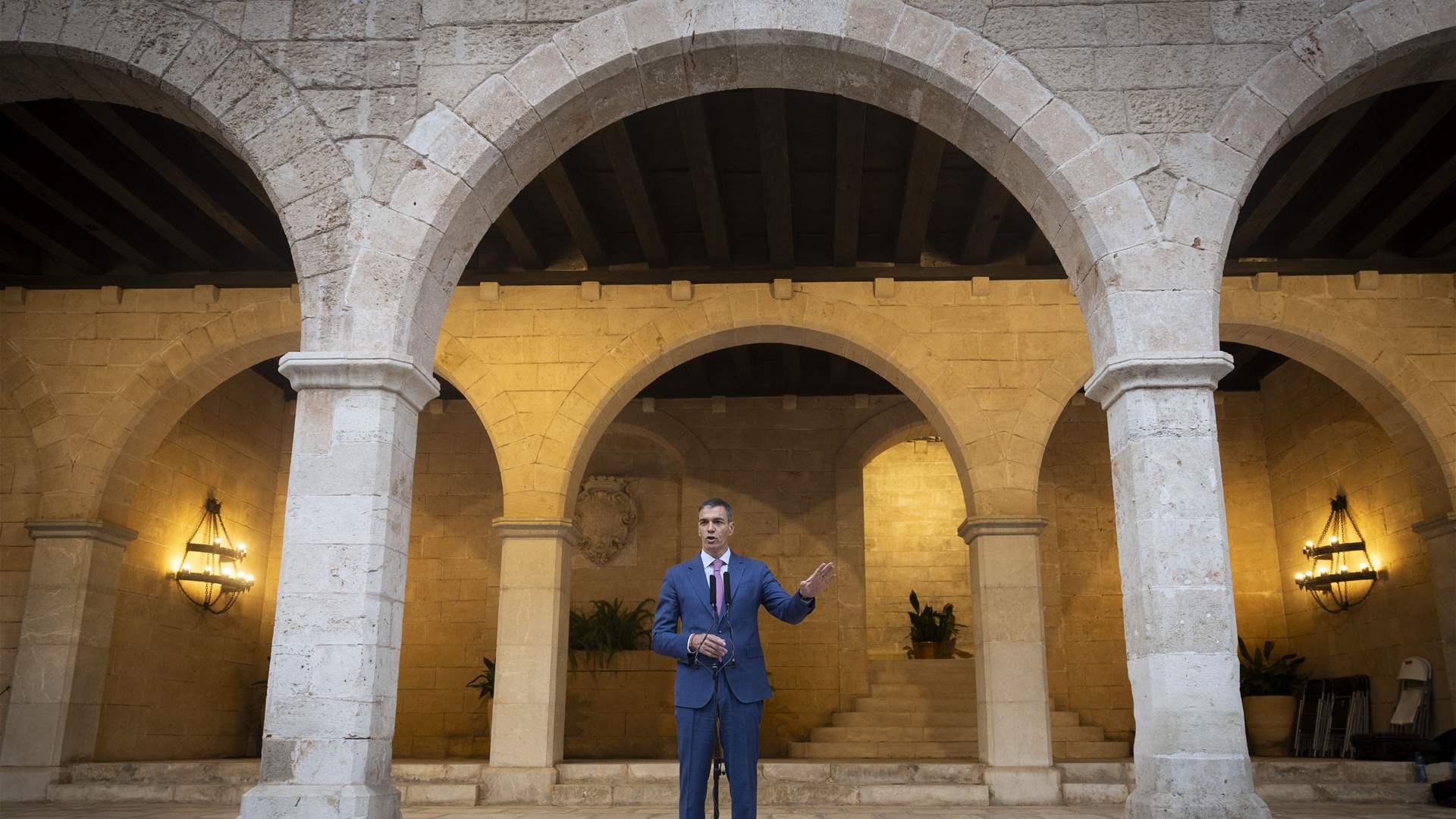 Spanish PM tells EU leaders 'this is not time to divide'