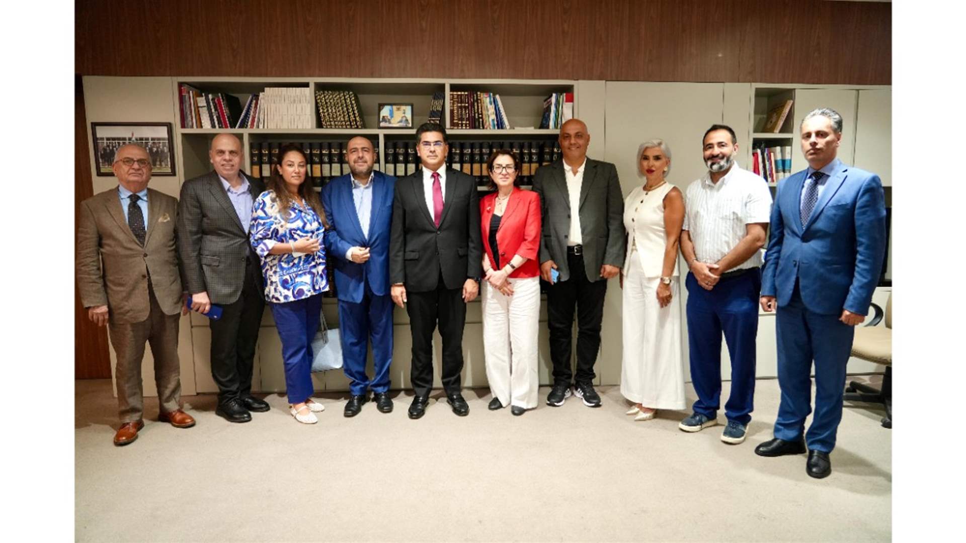 مرقص استقبل وفدًا من الهيئة الإدارية لفعاليات المجتمع المدني في بيروت وبحث معه في سبل التعاون
