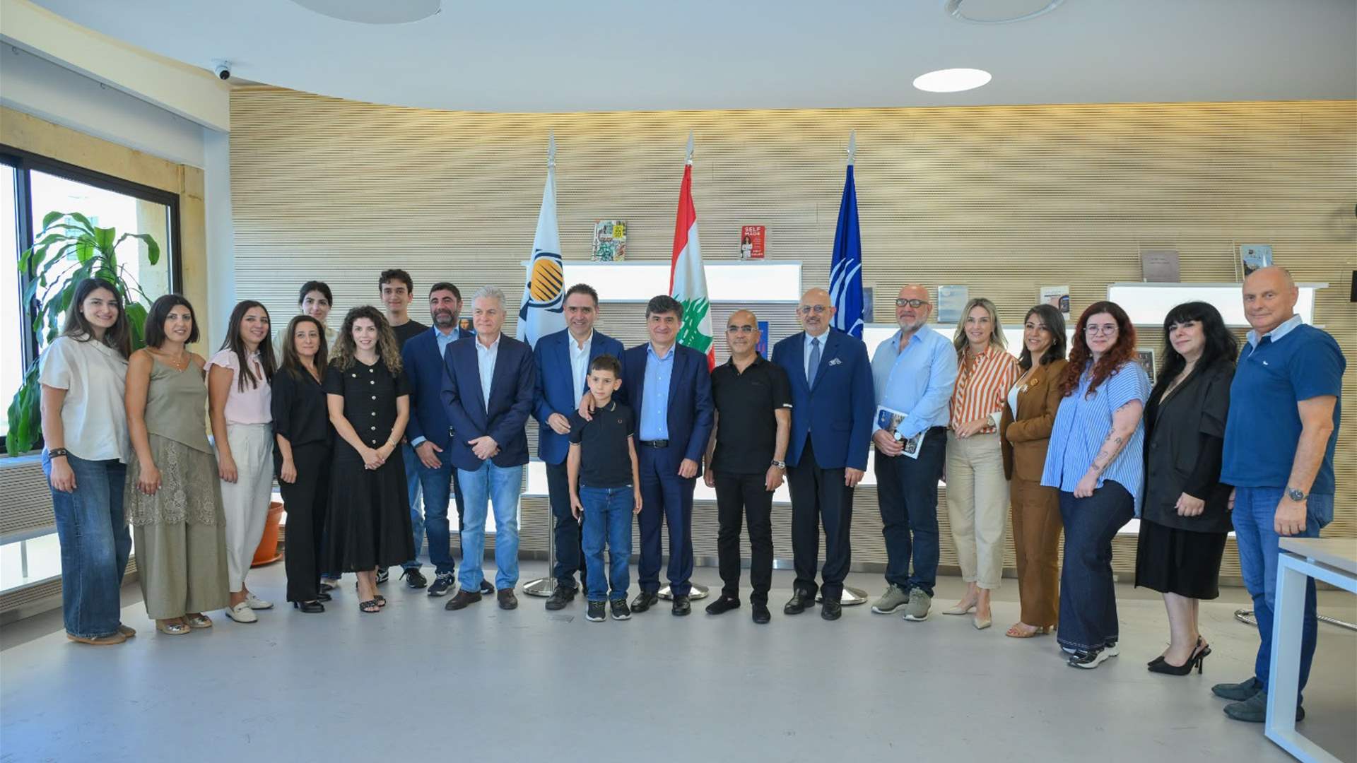 جامعة الروح القدس – الكسليك وIPT توقّعان مذكرة تفاهم لإنشاء مركز متطور للتنقل الكهربائي