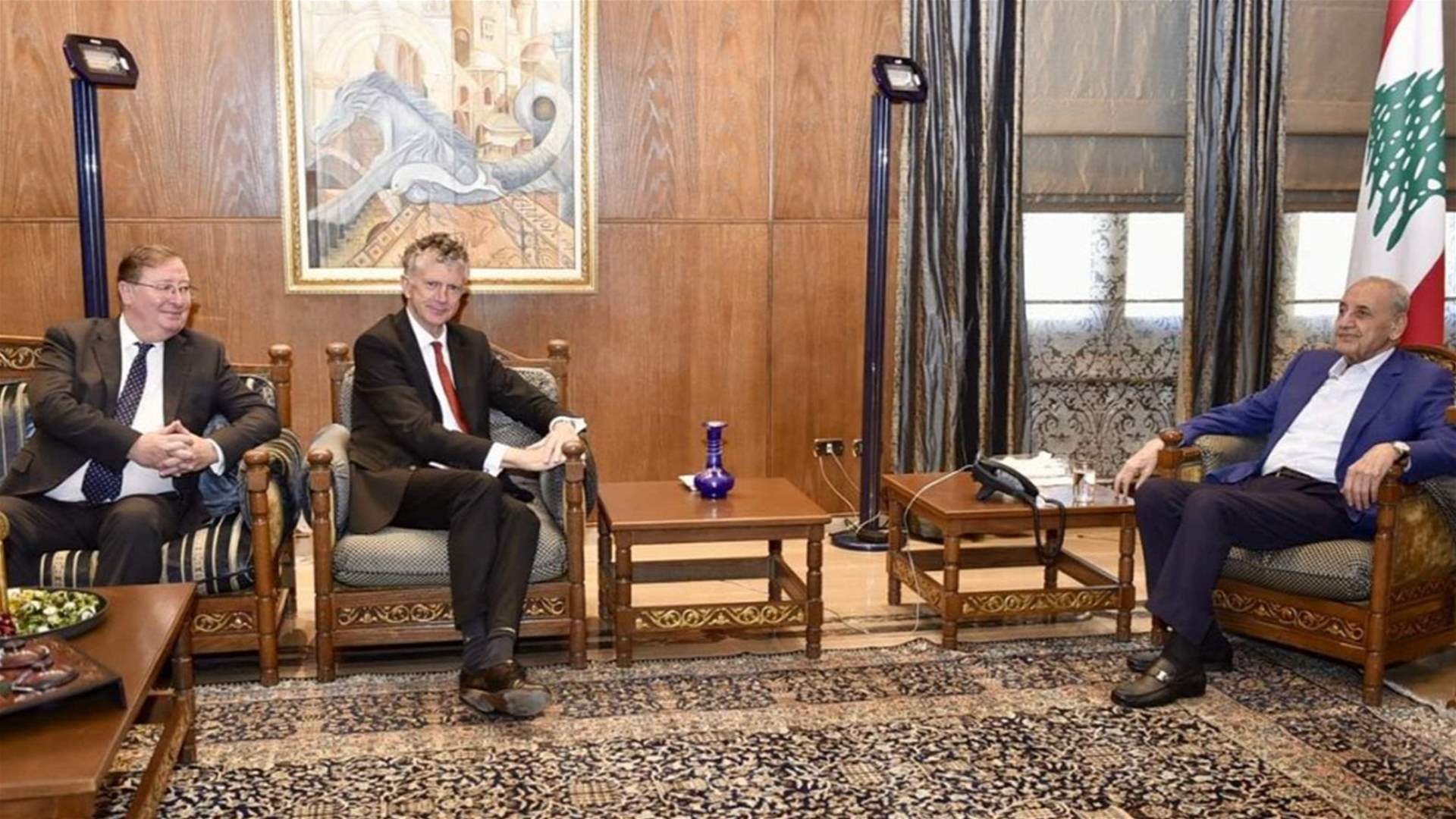 بري استقبل مستشار الأمن القومي البريطاني... وهذا ما جرى عرضه
