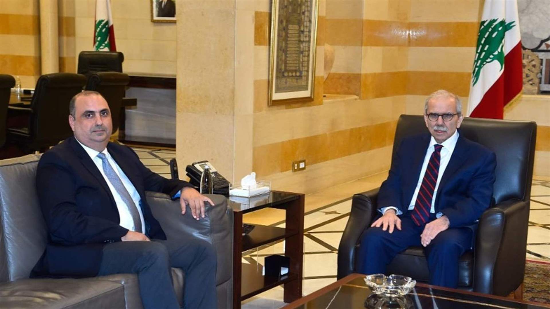 سلام بحث مع شاتيلا خطة تطوير مطار بيروت واعتماد بوابات إلكترونية لتعزيز الخدمات