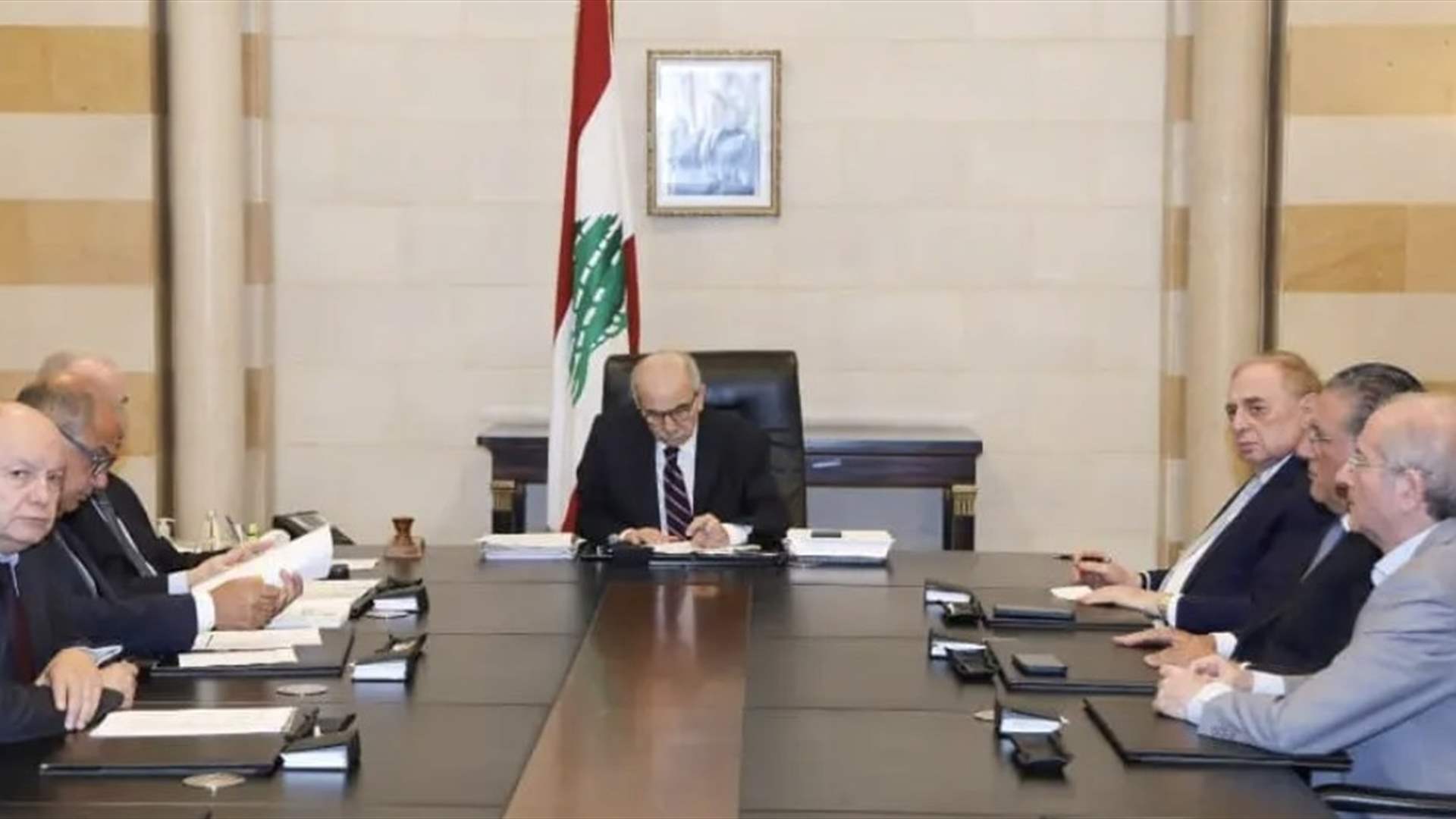  البستاني من السراي الحكومي: لمعالجة ملف رسوم النفايات من خلال حلول تمويلية لا تتضمّن ضرائب جديدة 
