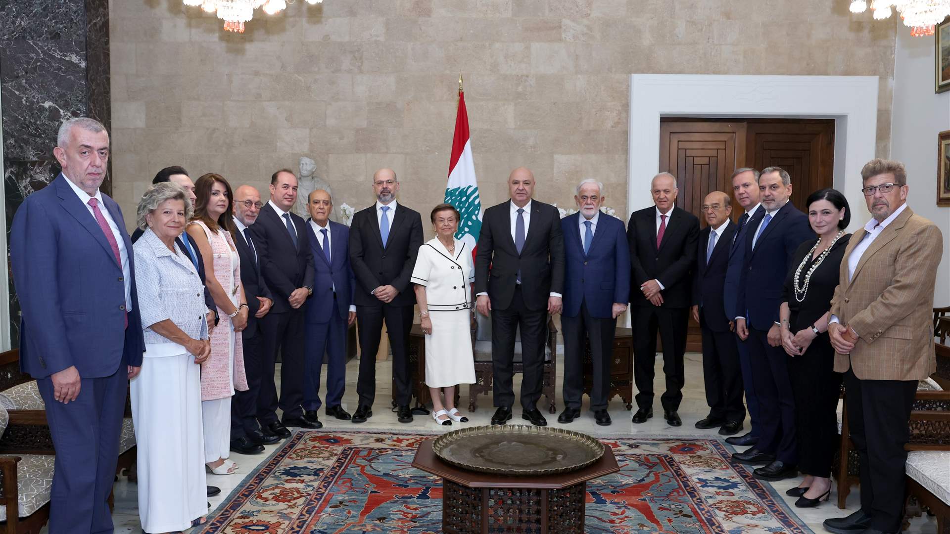 عون: المفاوضات تحقق تقدماً وهي أفضل من نتائج الحرب المدمرة