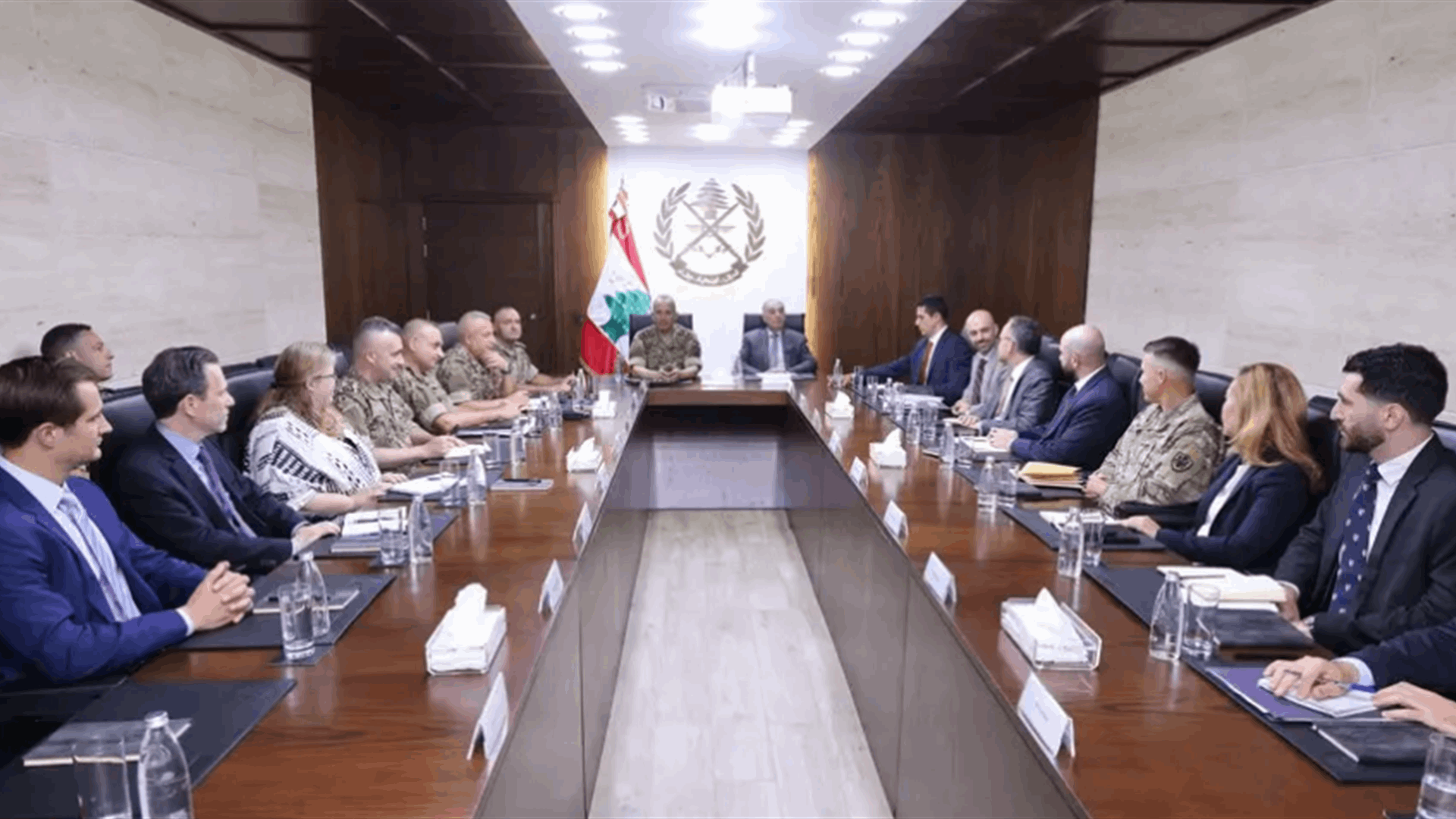 لقاء بين قائد الجيش ووفد من "تاسك فورس أون ليبانون" عرض الترتيبات الأمنية المتعلقة باتفاق الإطار