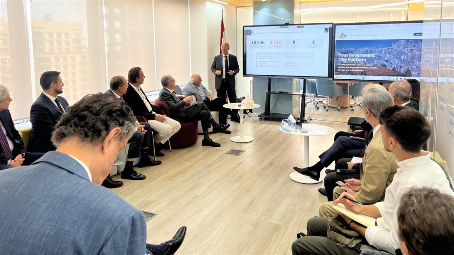مكي بحث مع وفد American Task Force في مسار الإصلاح الإداري والتحول الرقمي ومشاريع الوزارة