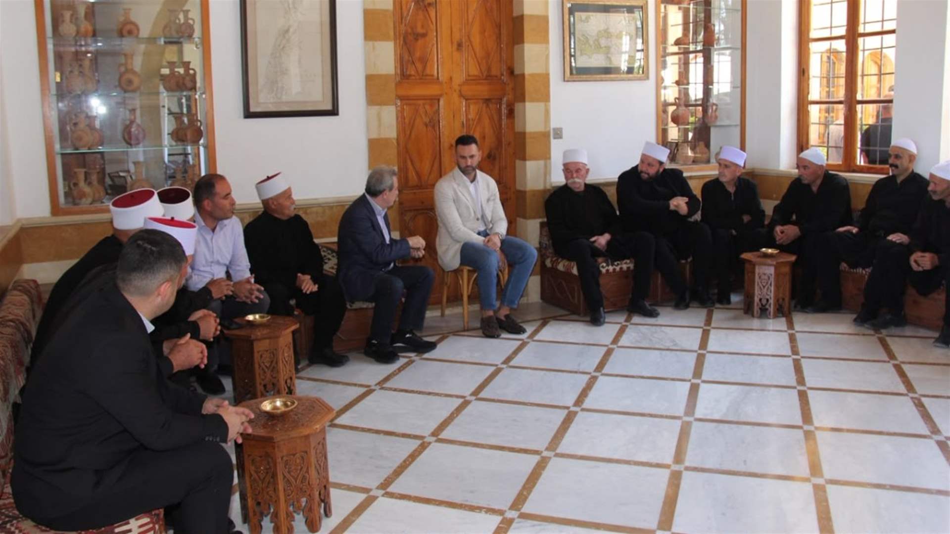 تيمور جنبلاط يستقبل وفوداً شعبية وبلدية في المختارة