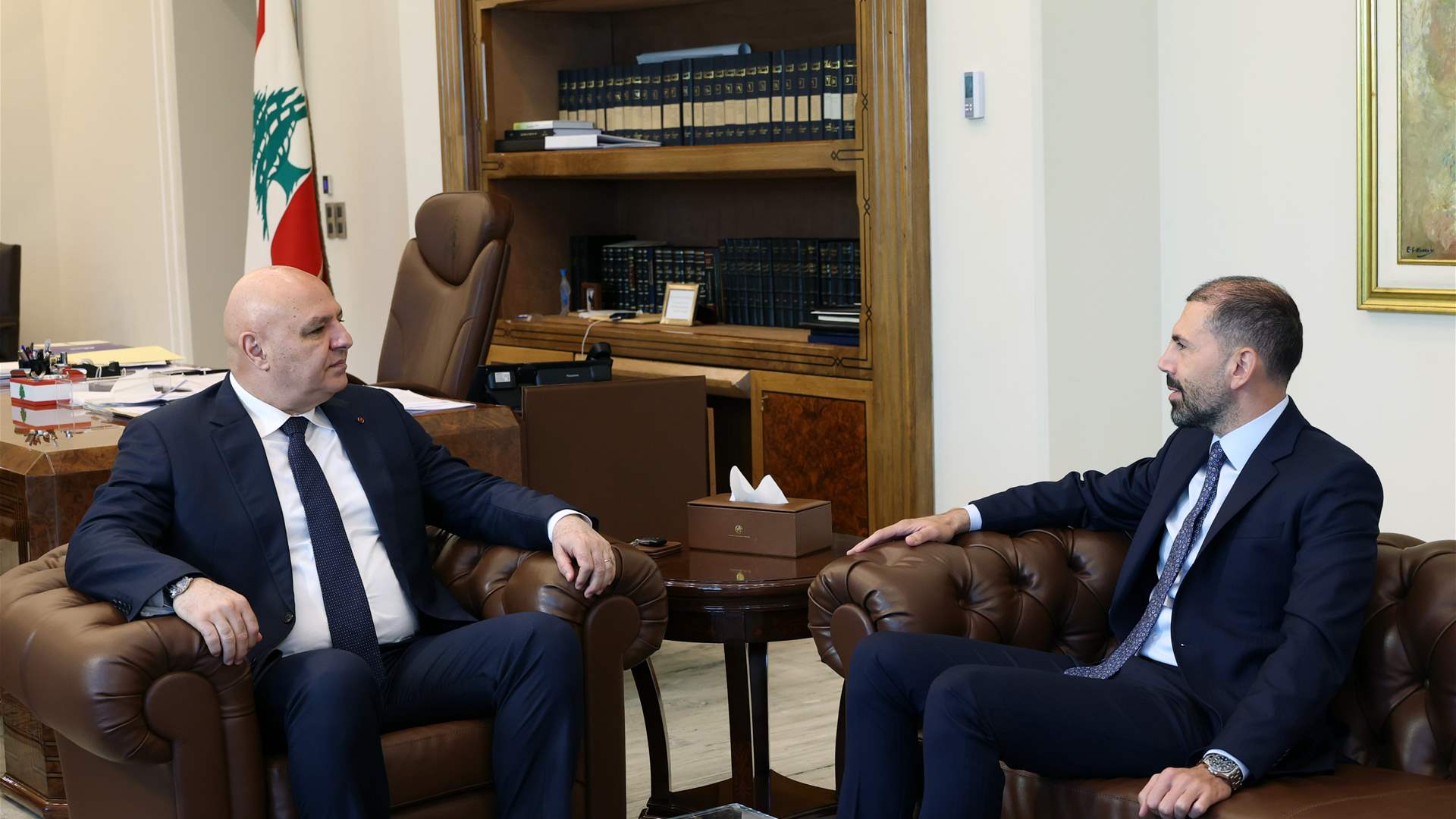 الرئيس عون بحث مع النائب الخير نتائج زيارته روما واتفاق الإطار والعفو العام وقضية الشاب خالد ملص المخطوف في أوستراليا