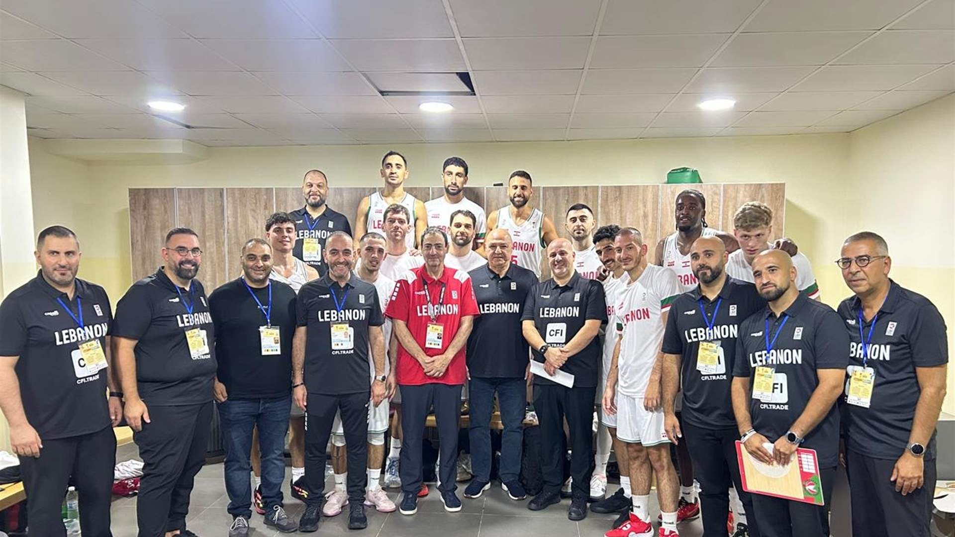 الرئيس عون يتابع من ملعب زوق مكايل مباراة الدور الثاني من التصفيات الاسيوية المؤهلة الى كأس العالم في كرة السلة