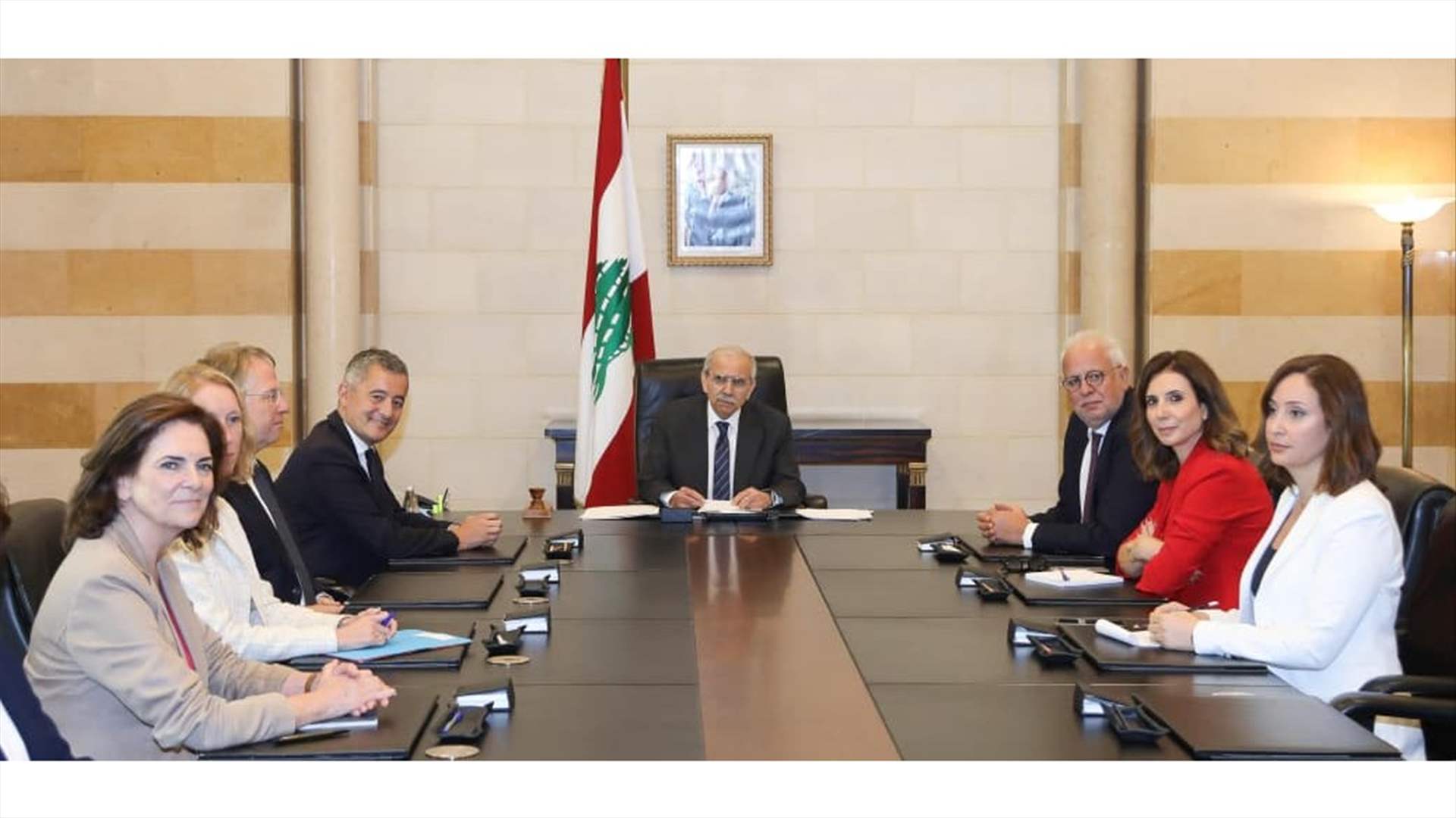 رئيس الحكومة عرض مع وزير العدل الفرنسي سبل تعزيز التعاون