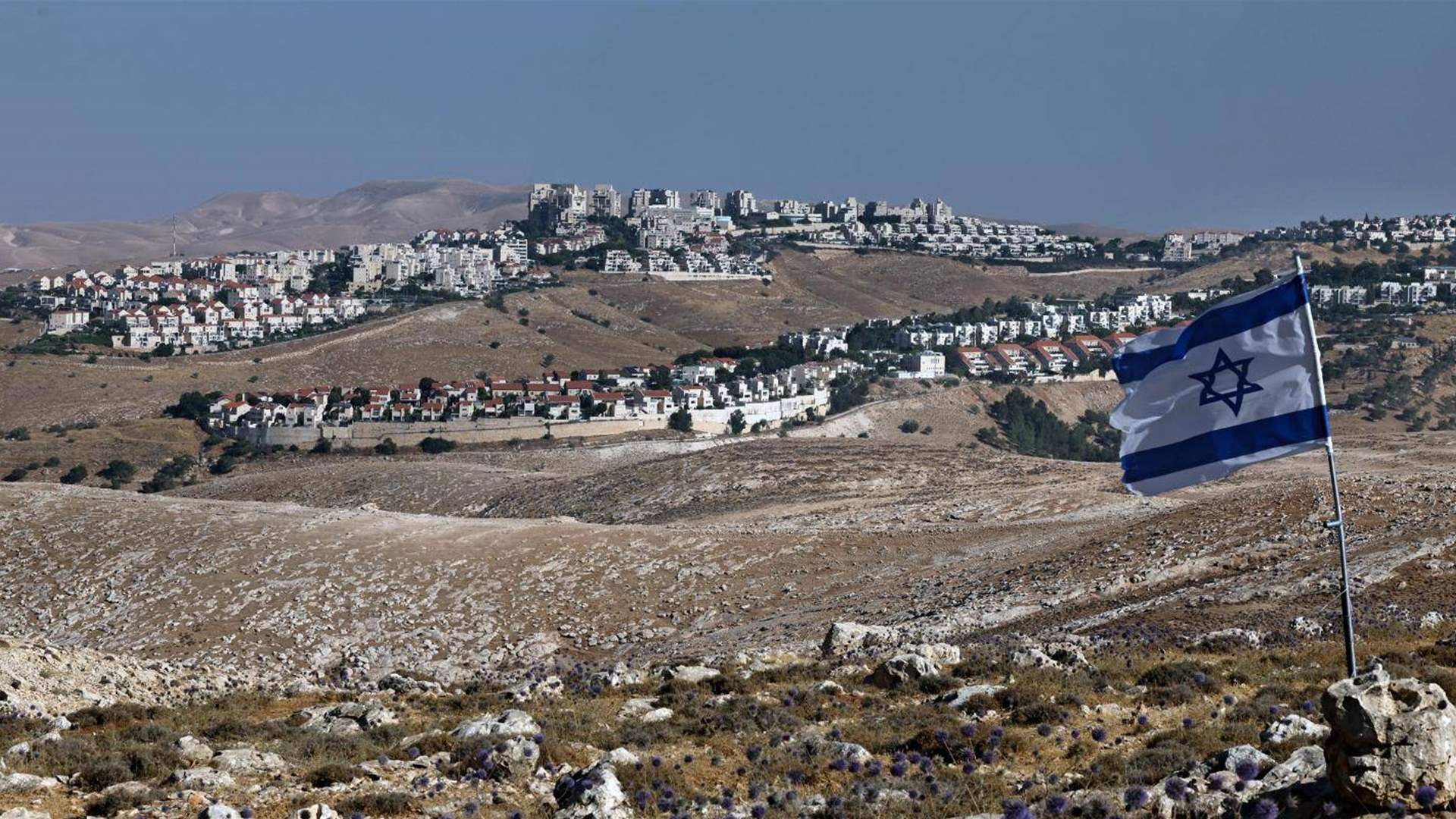 12 countries including France, UK say to sanction trade from Israeli settlements