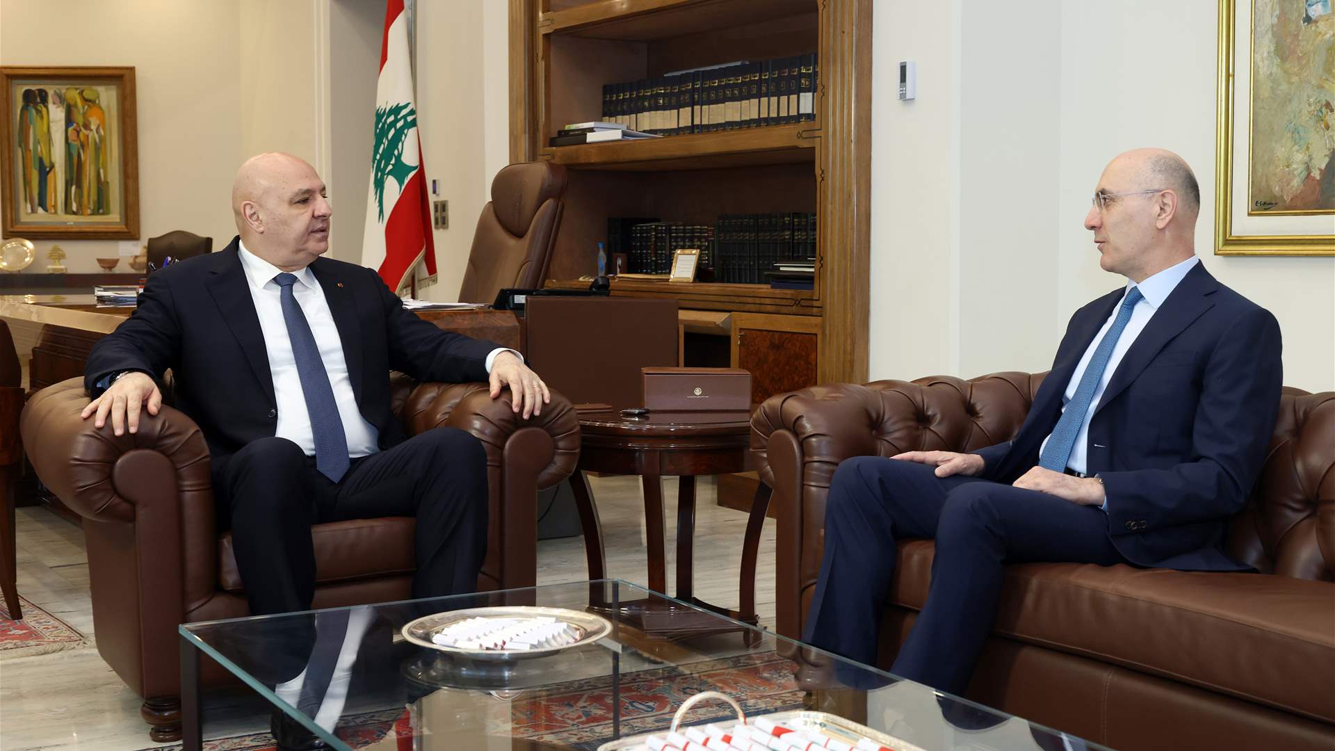 الرئيس عون إستقبل وزير الداخلية... وهذا ما جرى عرضه