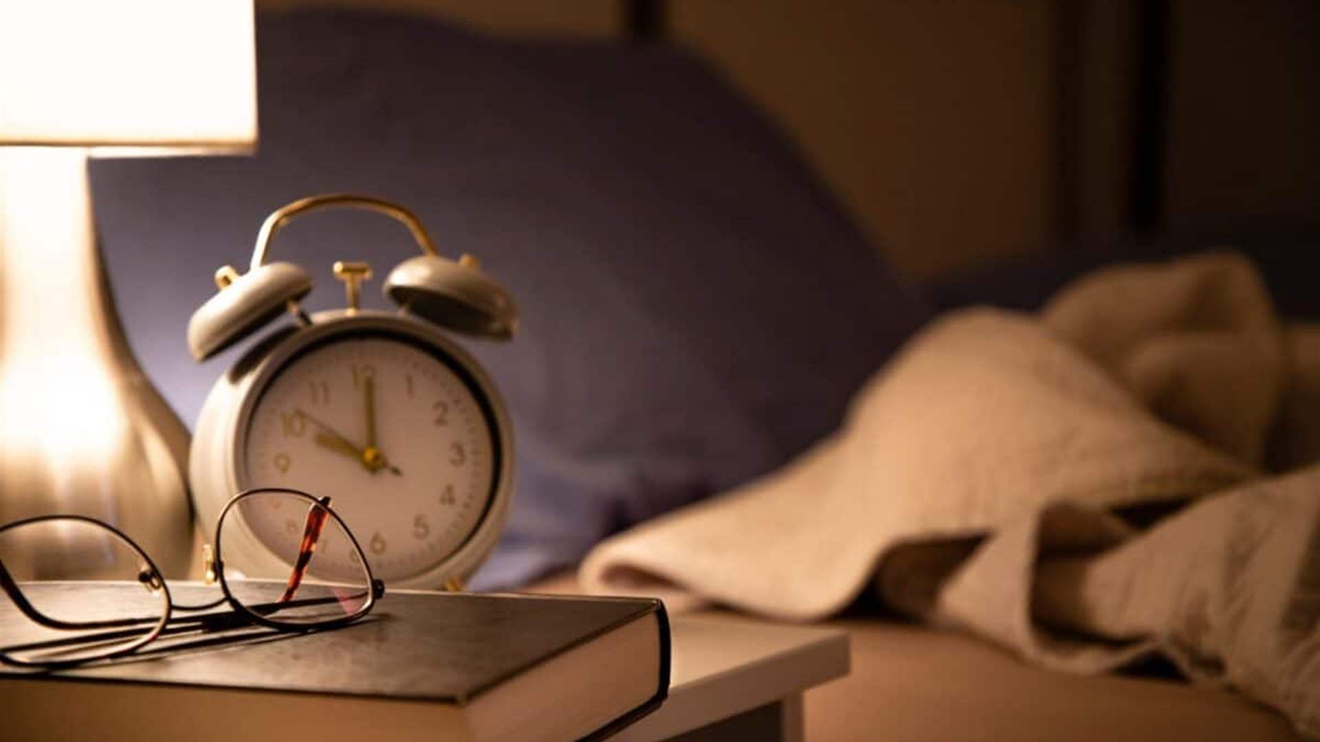 كيف تعوّض نقص النوم بطريقة صحيحة؟... ساعتان إضافيتان قد تصنعان الفرق