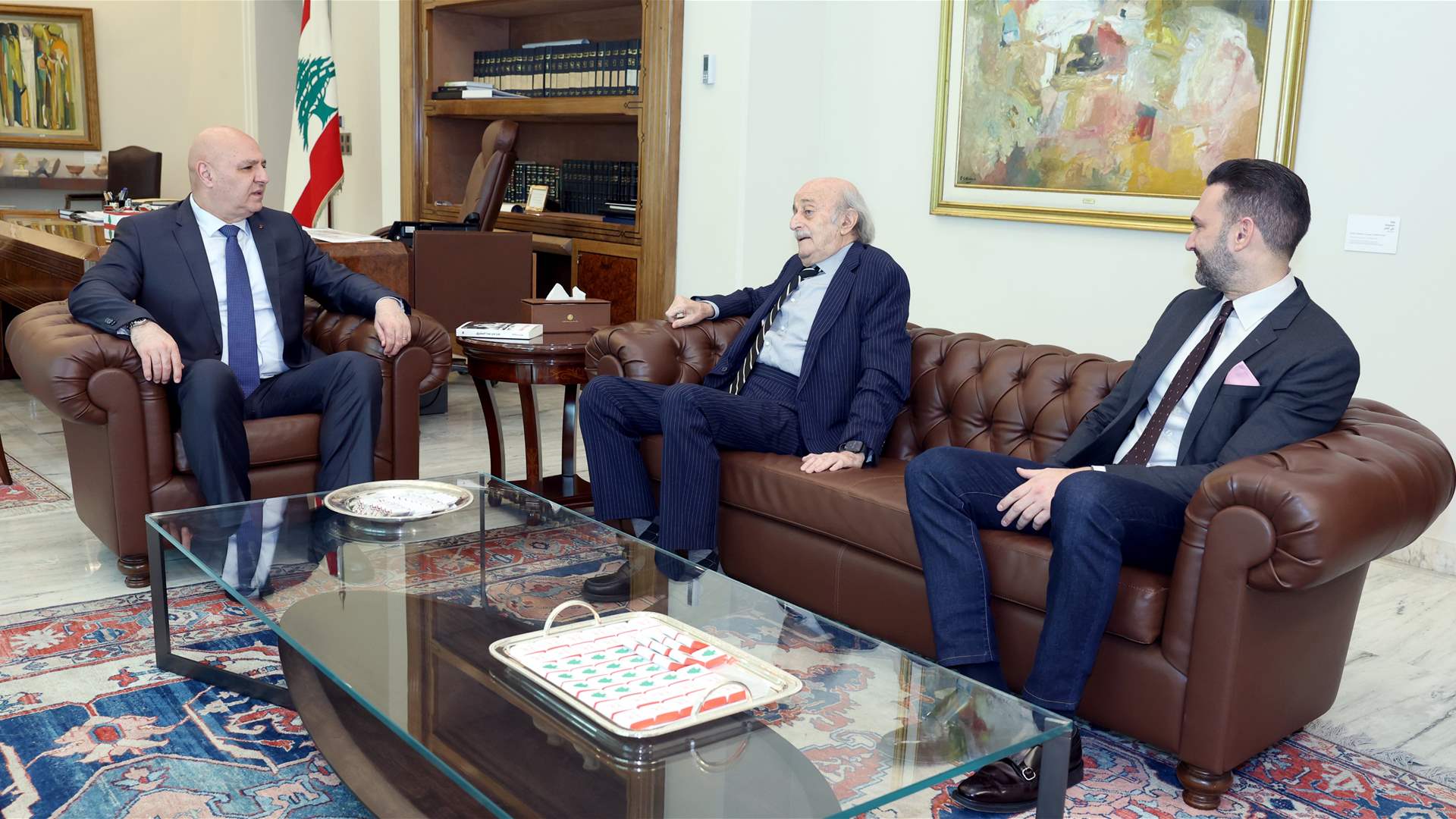 جنبلاط من بعبدا: نؤيد المفاوضات إذا ما أدت الى الانسحاب التدريجي أو الكامل
