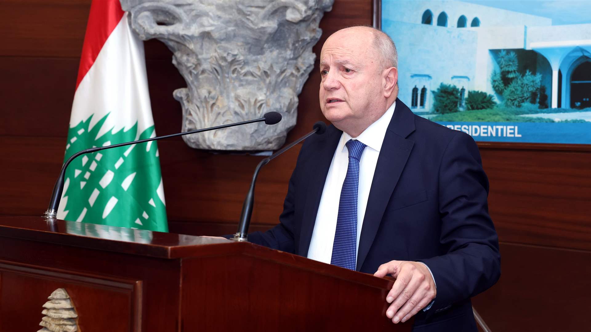 الأسمر من بعبدا: طالبنا بخلية اقتصادية وزارية لمتابعة الضغوط المعيشية وانعقاد لجنة المؤشر وزيادة بدل النقل