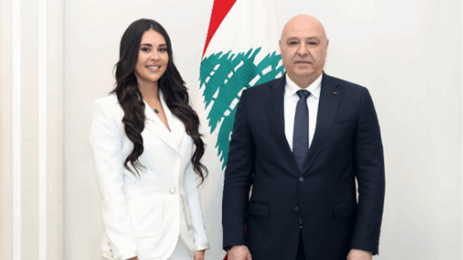 من بعبدا… عون لبيرلا حرب: "مشاركتك الدولية تعطي صورة مشرقة عن لبنان"