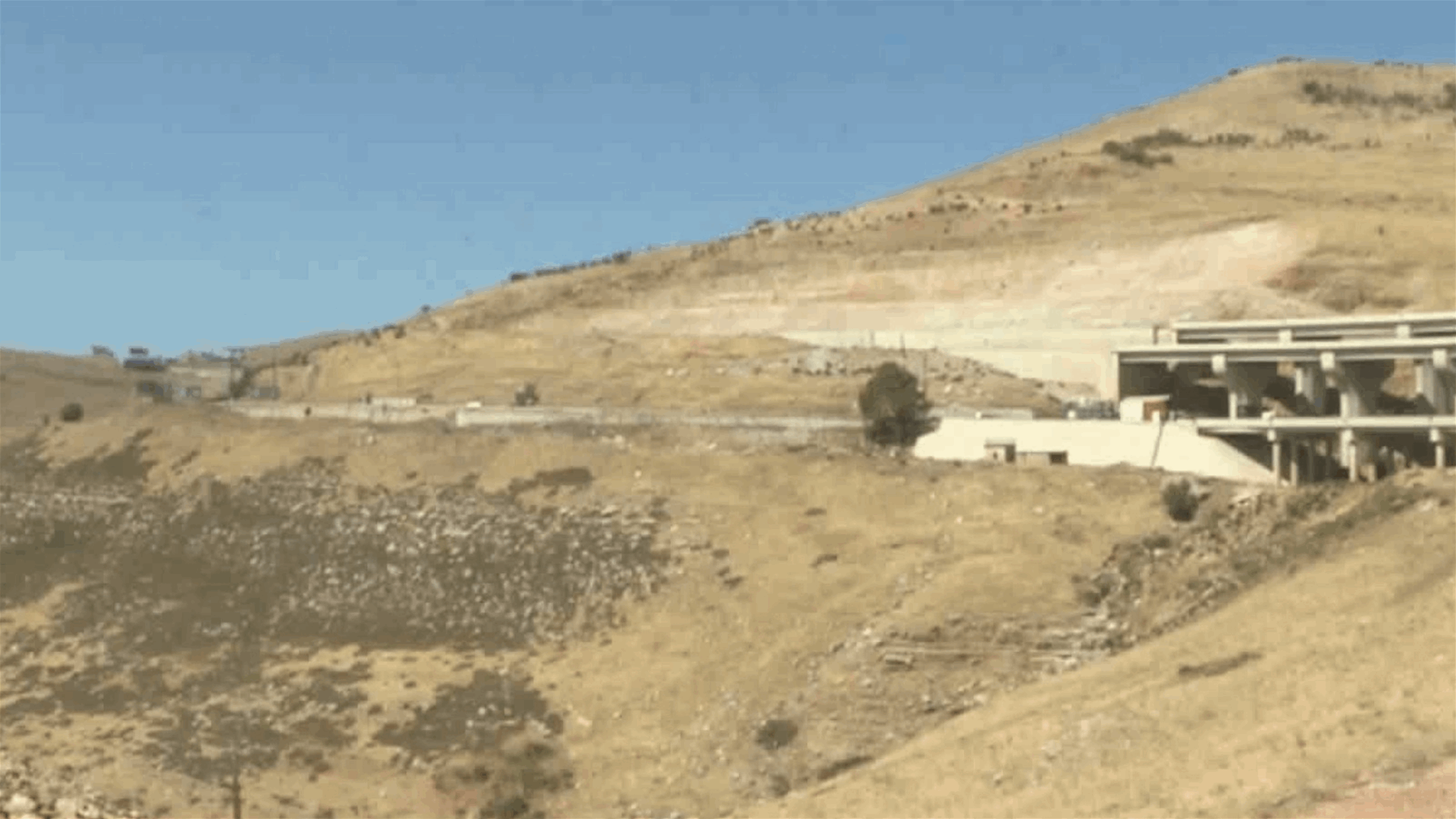 من صوفر إلى قب إلياس... طريق ضهر البيدر قيد التأهيل