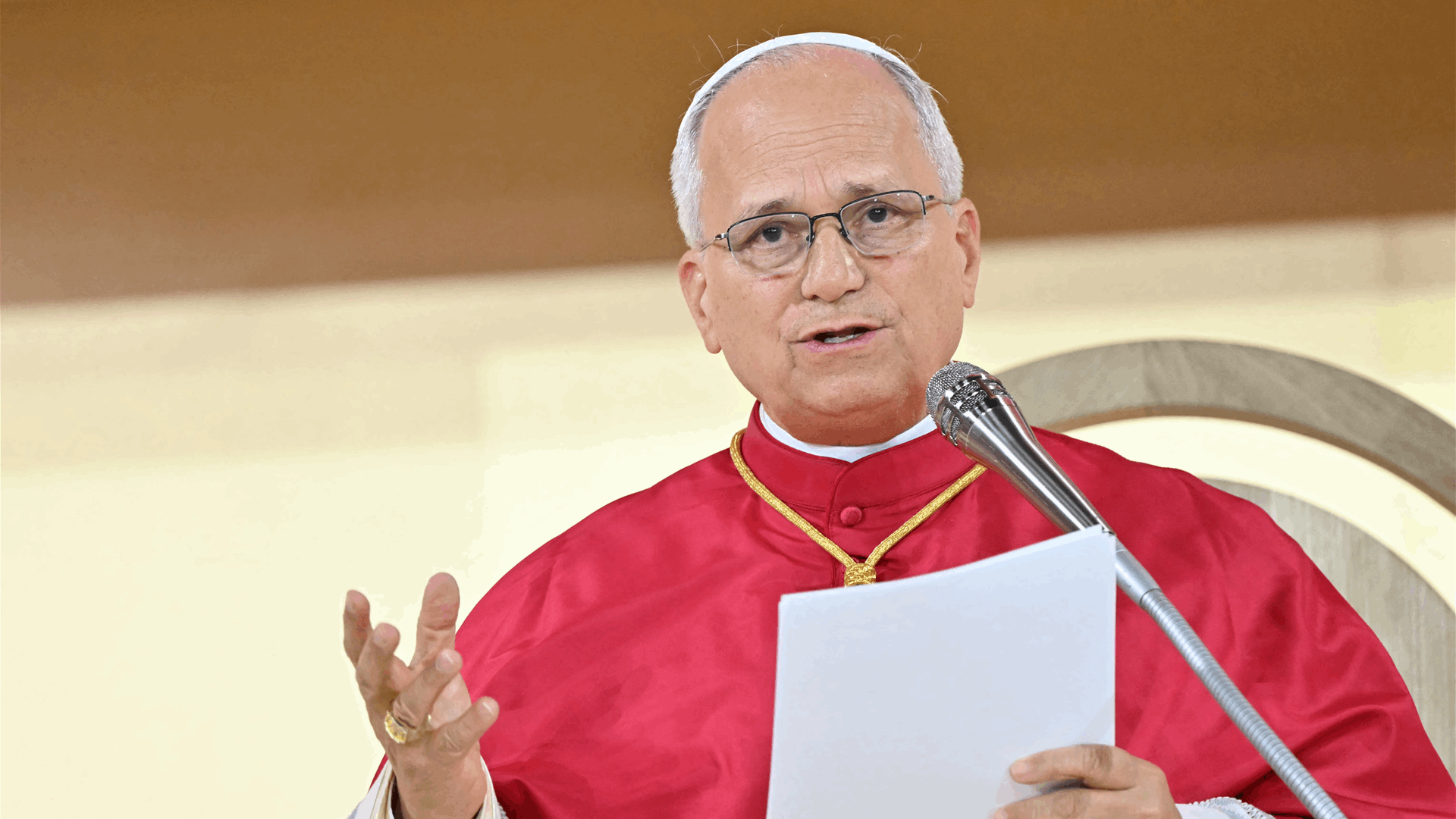Pope Leo XIV says in Paris it is possible 'to live together in dignity and peace'