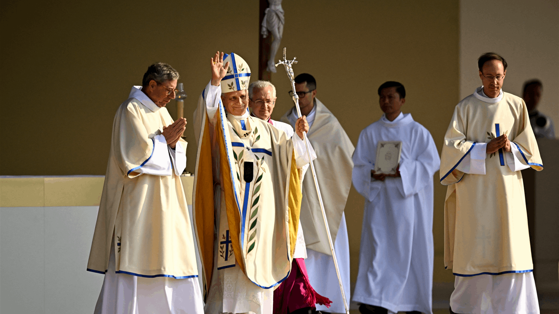 In pictures: Pope Leo XIV celebrates giant Paris mass in landmark visit