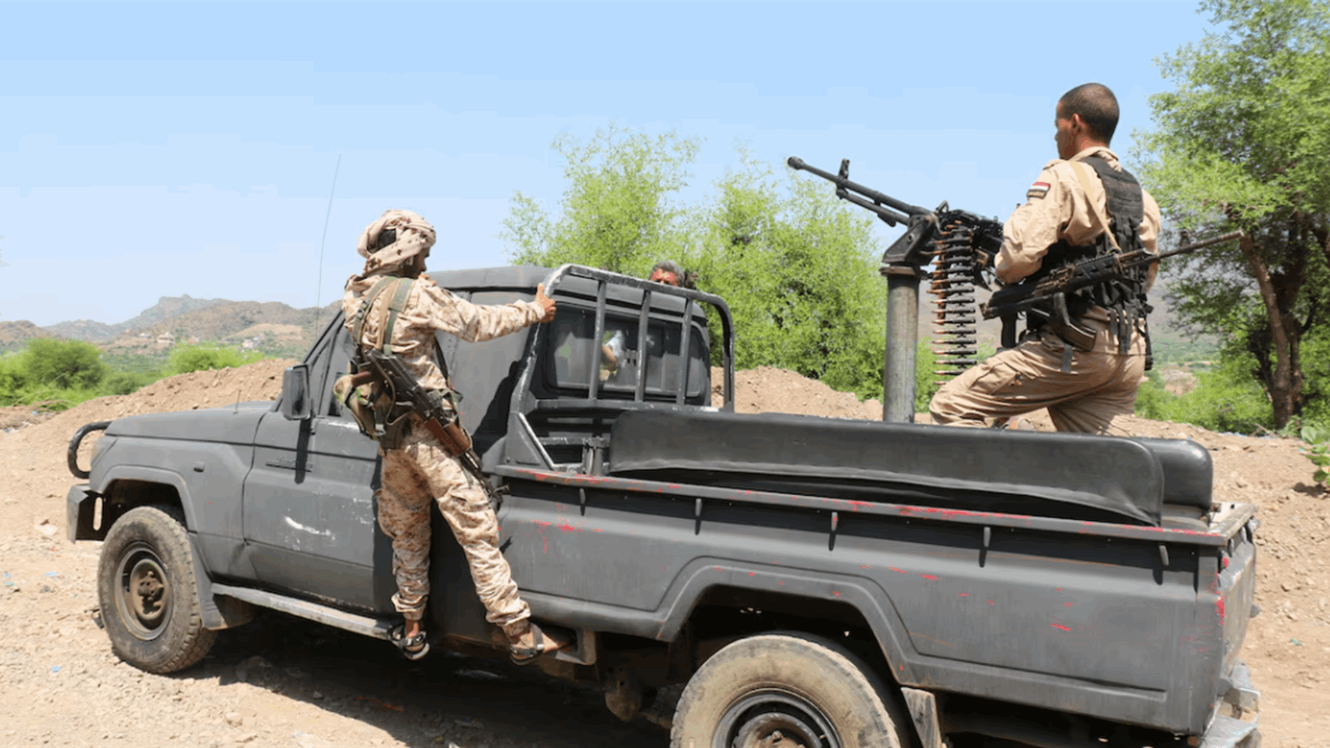 Yemeni government forces seize district by Bab el-Mandeb: Military sources to Reuters