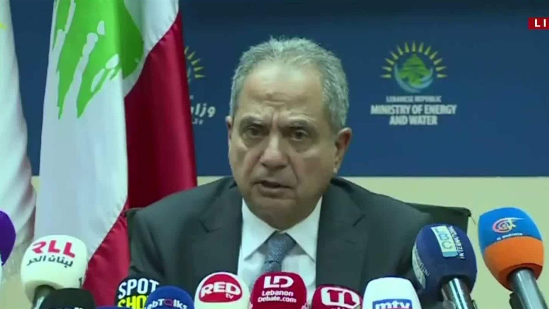 الصدي يعلن اعتكافه عن حضور جلسات مجلس الوزراء