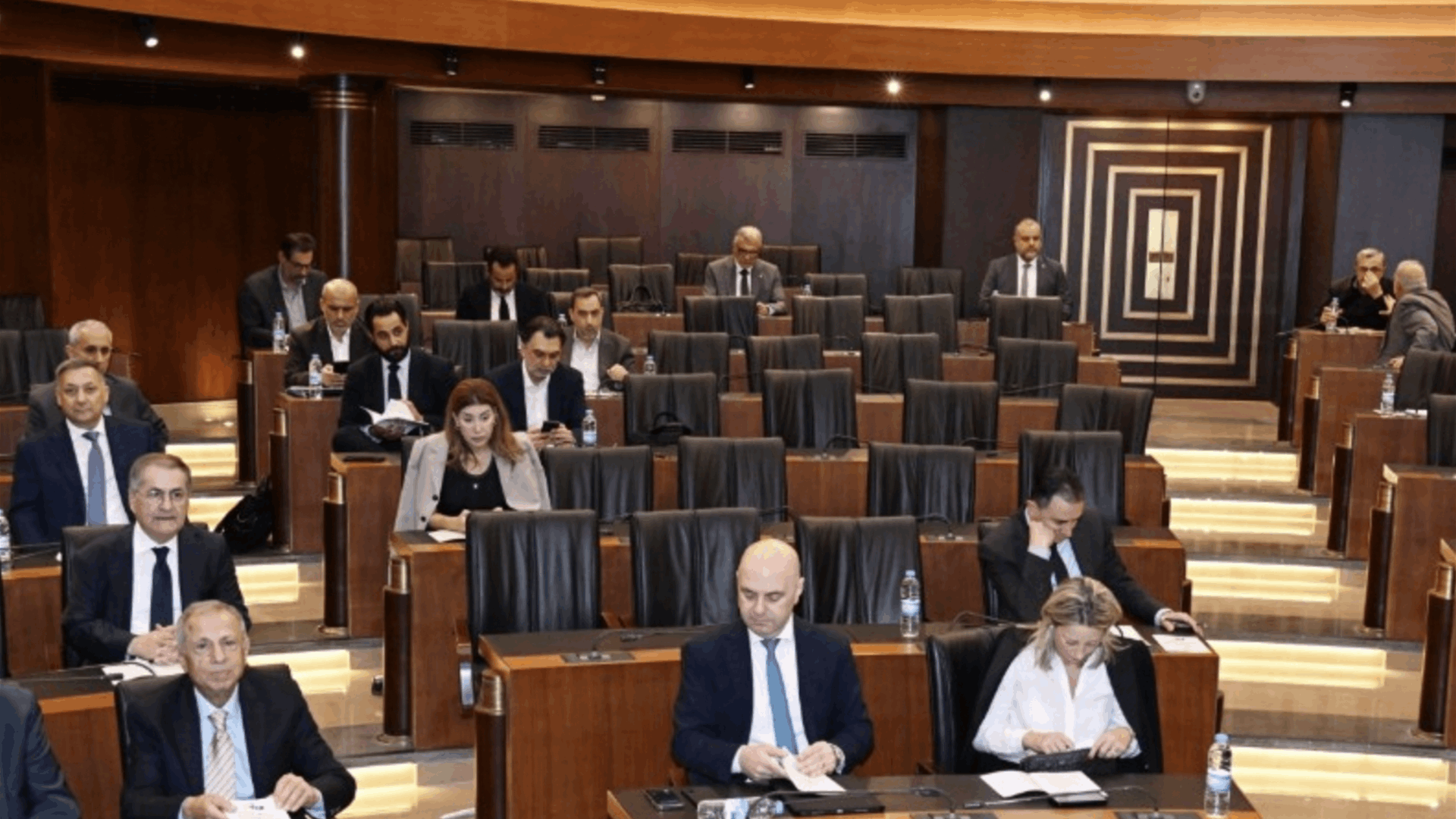 اللجان المشتركة بحثت في اقتراح قانون التغطية الصحية الشامل الإلزامي