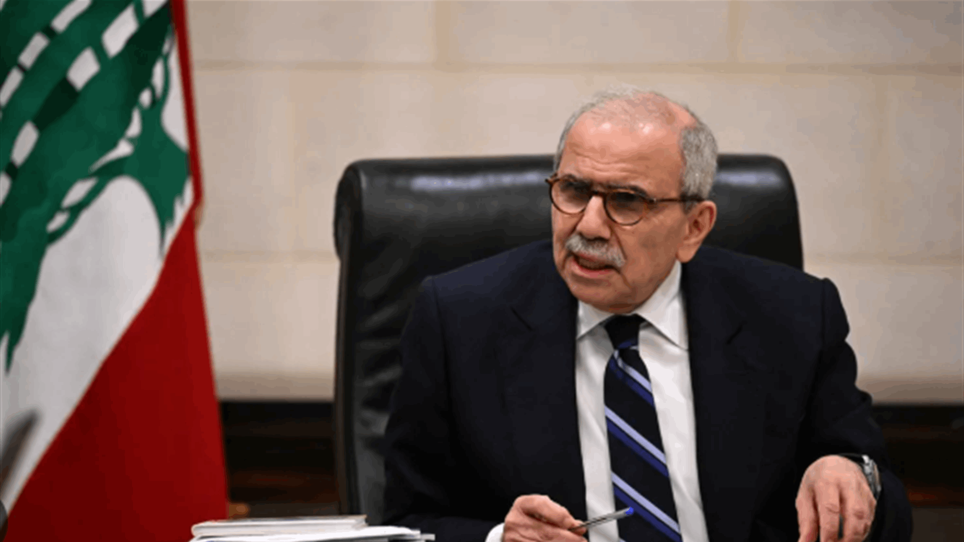 نواف سلام: حكومتنا ستتعامل بالحزم المطلوب مع أي سلاح خارج إطار الشرعية حيازةً ونقلًا واستخدامًا
