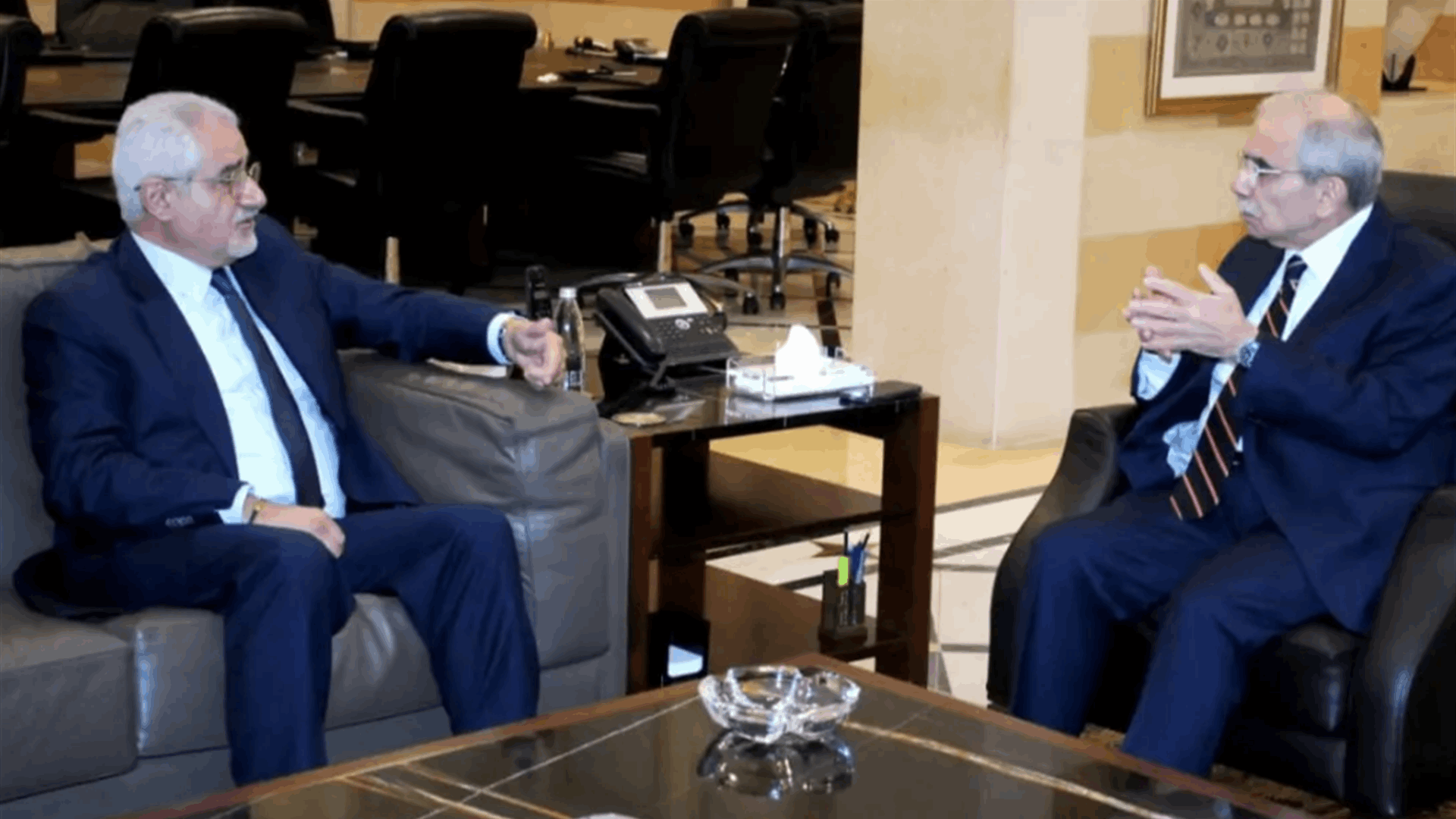 عطية بعد لقائه سلام: النقل المشترك في عكار ينطلق في 24 الجاري ومطار القليعات يستقبل أول رحلة تجارية في 15 الشهر المقبل