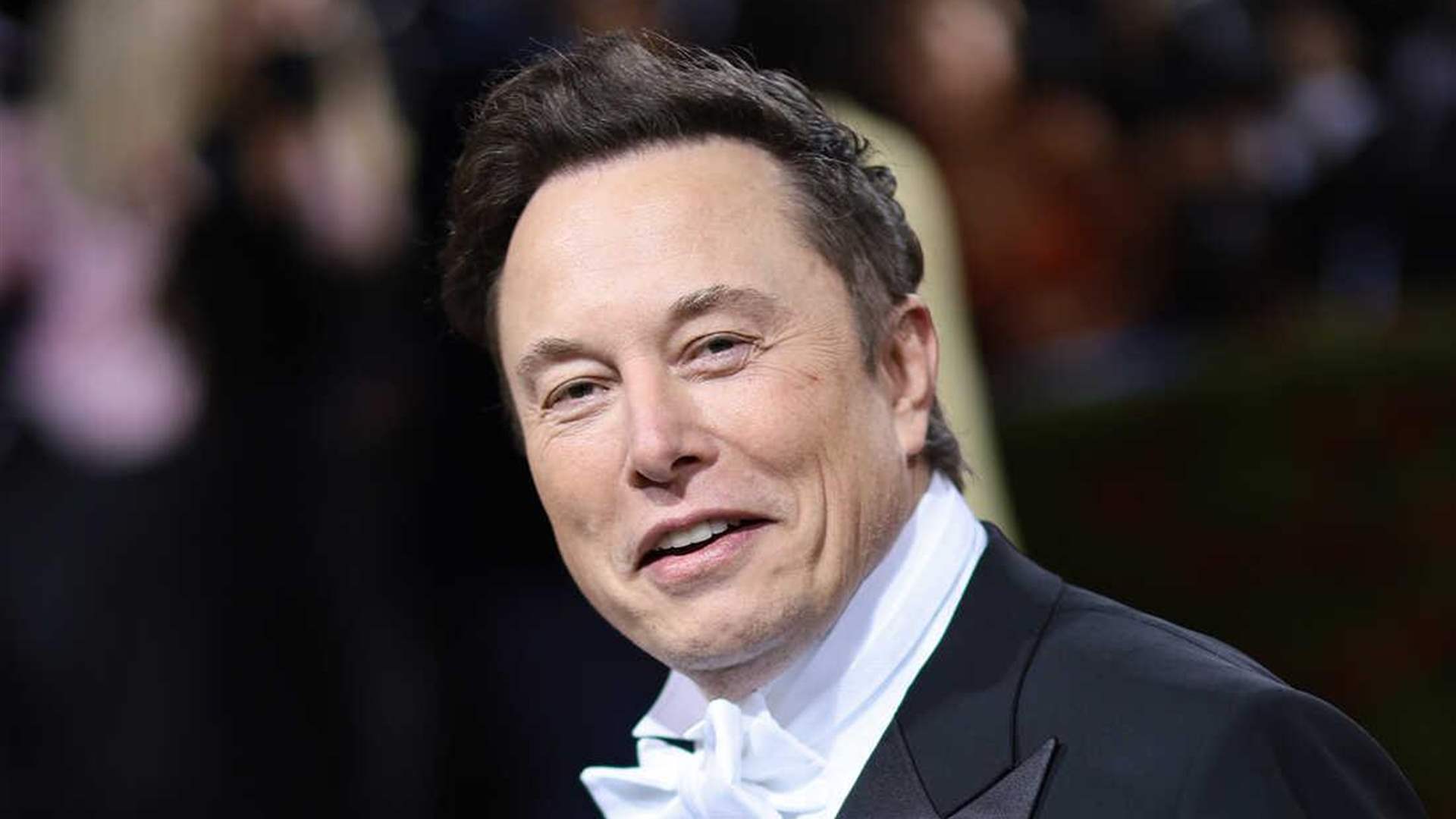 إيلون ماسك يدعو مجددا إلى رحيل زيلينسكي