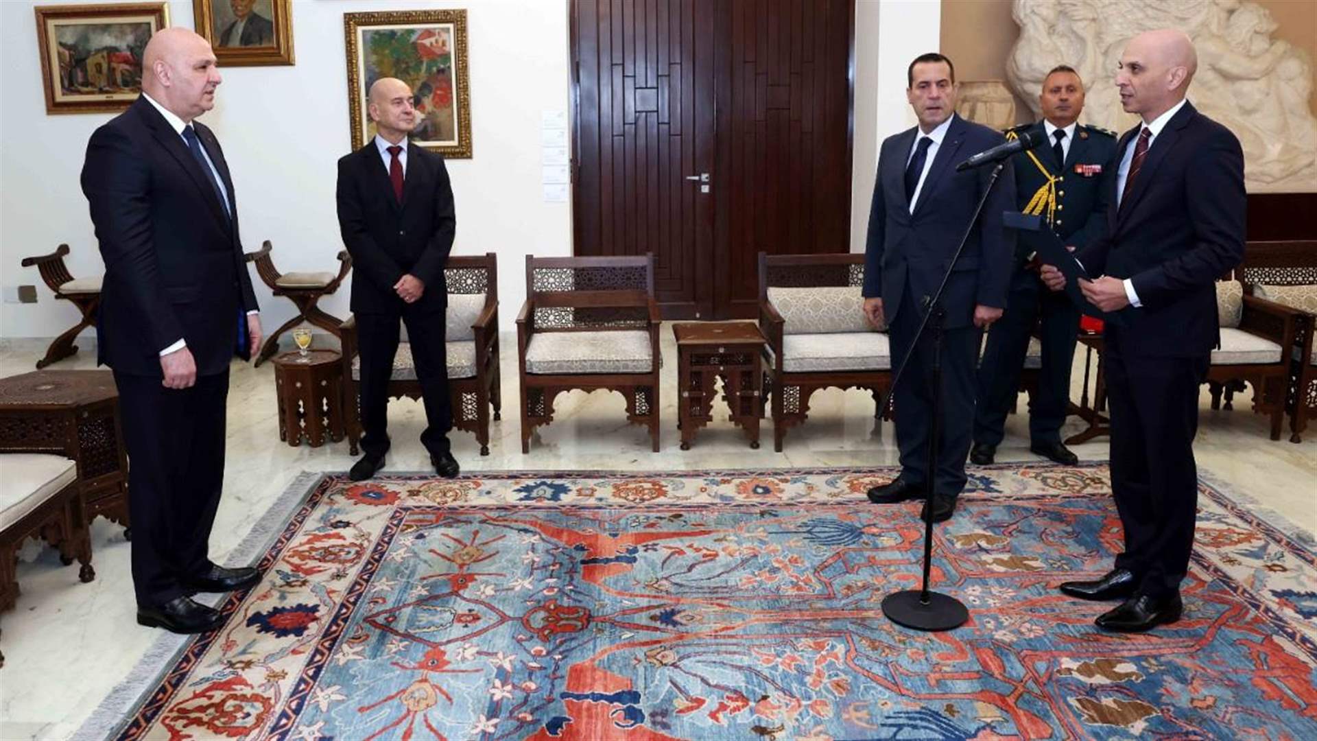 رئيس الجمهورية تسلم أوراق إعتماد سفراء ماليزيا ومصر والعراق وفيتنام وغواتيمالا وغانا