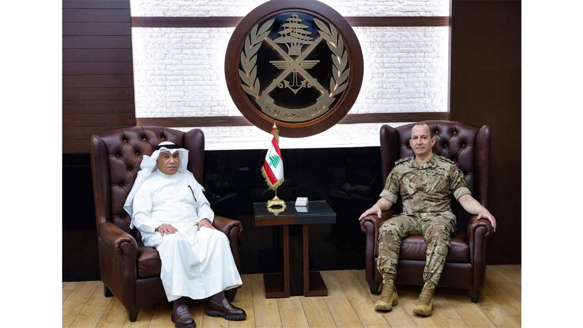 قائد الجيش عرض والسفير الكويتي التطورات في لبنان والمنطقة