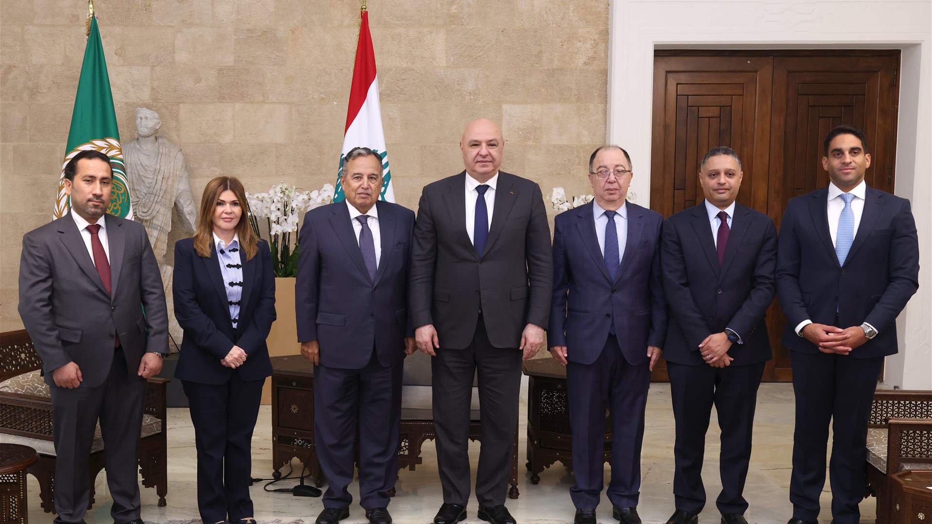  الأمين العام لجامعة الدول العربية من بعبدا: نؤكد دعم الدولة اللبنانية بكافة مؤسساتها وسأزور الجنوب