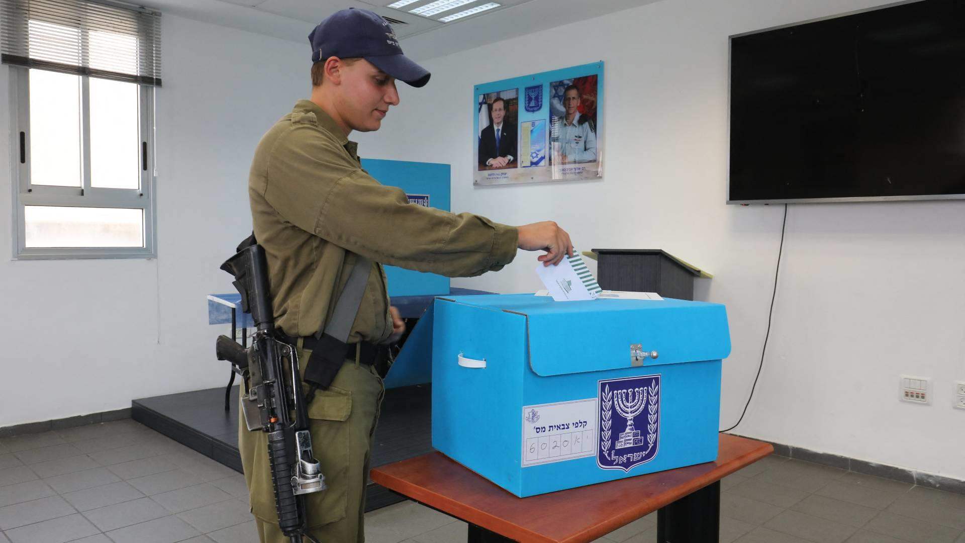 Israeli military says turnout among soldiers reaches 30% 