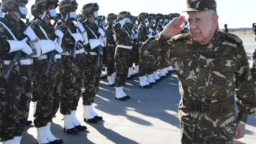 رئيس أركان الجيش الجزائري يزور فرنسا نهاية كانون الثاني
