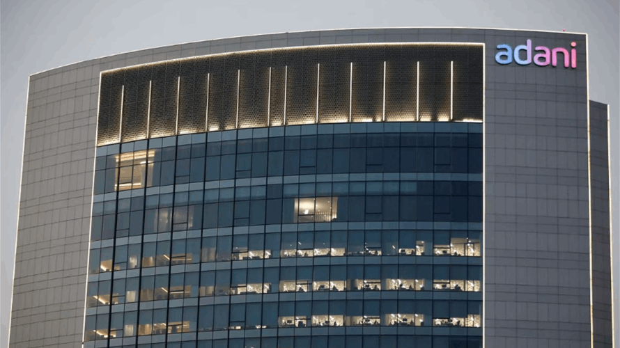 Gulf investors bid for India's Adani Enterprises' $2.5 bln FPO