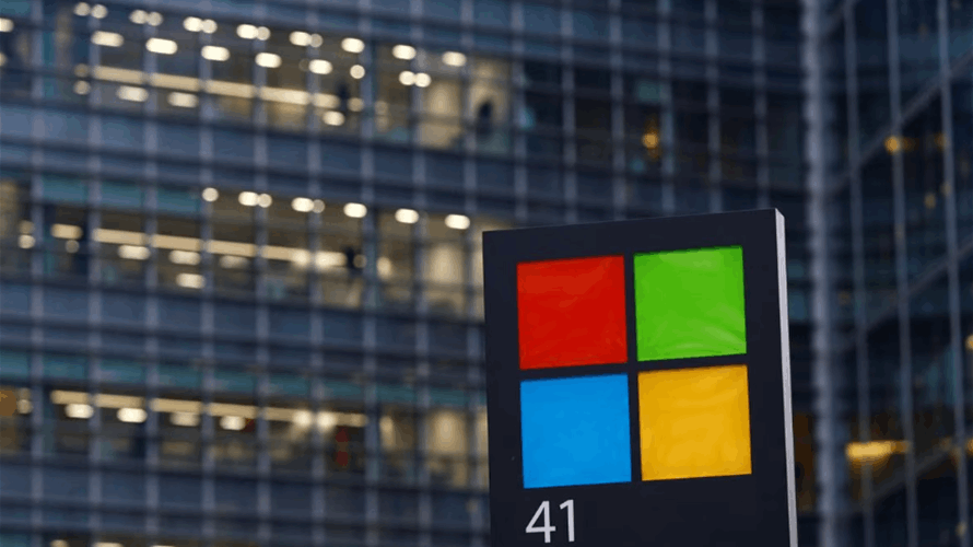 Microsoft's dour outlook raises red flags for tech sector