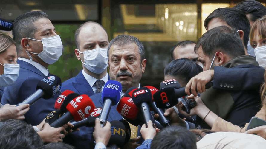 Turkey's central bank sticks to forecast for inflation plunge