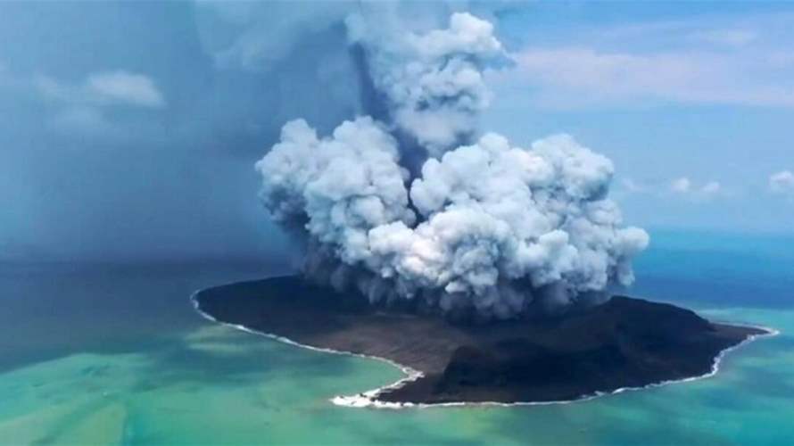 ثوران بركان تحت الماء في فانواتو يثير الذعر في المنطقة