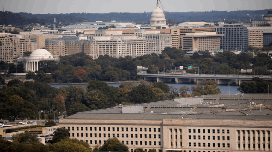 Chinese spy balloon flies over the United States
