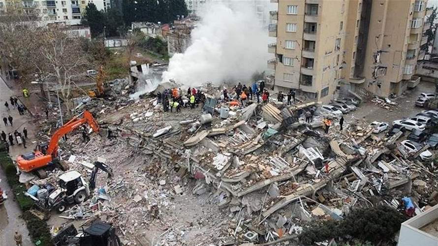 ارتفاع حصيلة قتلى الزلزال في تركيا الى 2921 
