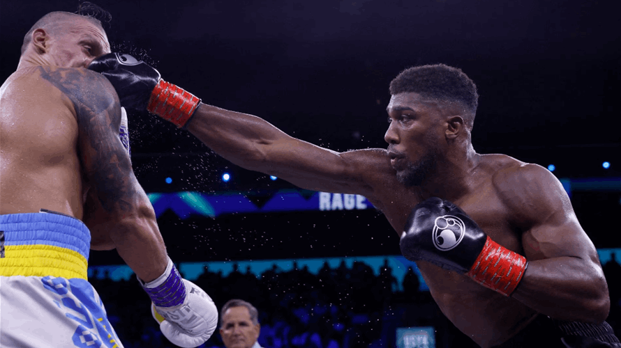 Former heavyweight champion Joshua to return to ring in April