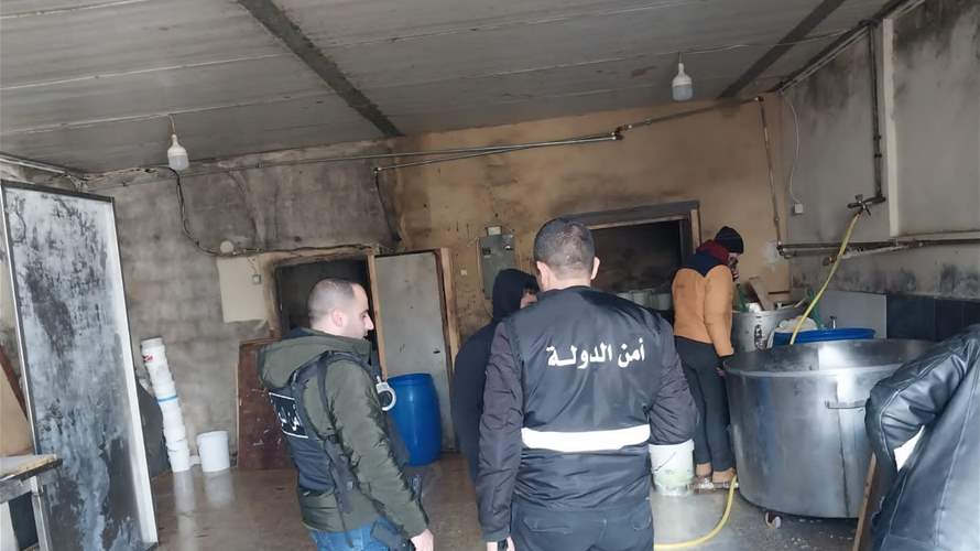  دهم معملٍ للألبان والأجبان في دير عمار... أجبان معفّنة وأوساخ