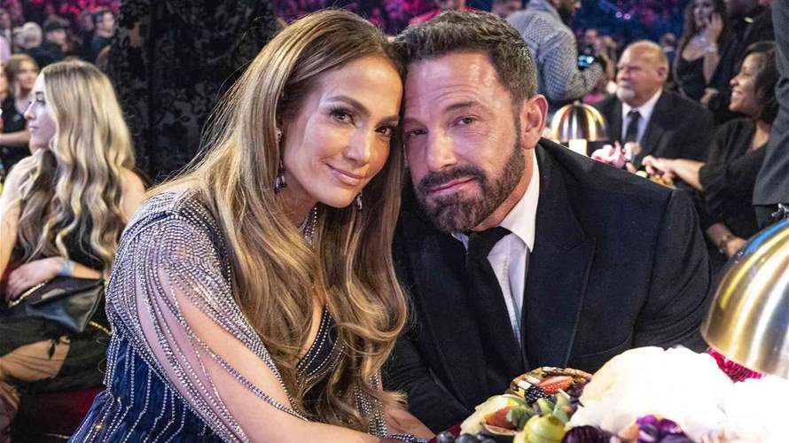 الكاميرا ترصد "الثنائي الرومنسي" في موقف حرج... فهل تظهر المشاكل بين بن أفليك وجينيفر لوبيز؟ (فيديو)