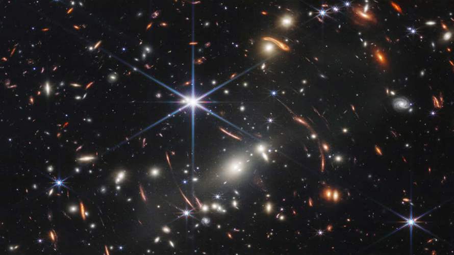 "لا ينبغي أن تكون موجودة"... تلسكوب جيمس ويب يكتشف مجموعة من المجرات الضخمة